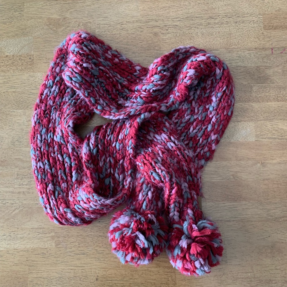 Fossil. Knitted multicolored scarf.